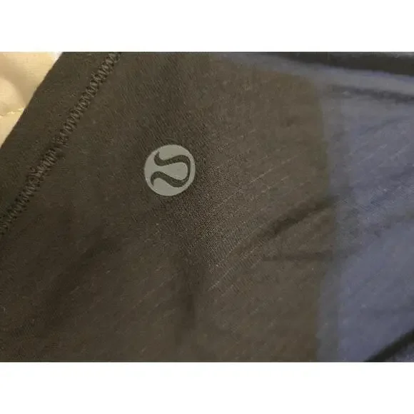 Lululemon Women's dark gray Strappy Back Tank Top with Built-in Bra - Picture 3 of 4